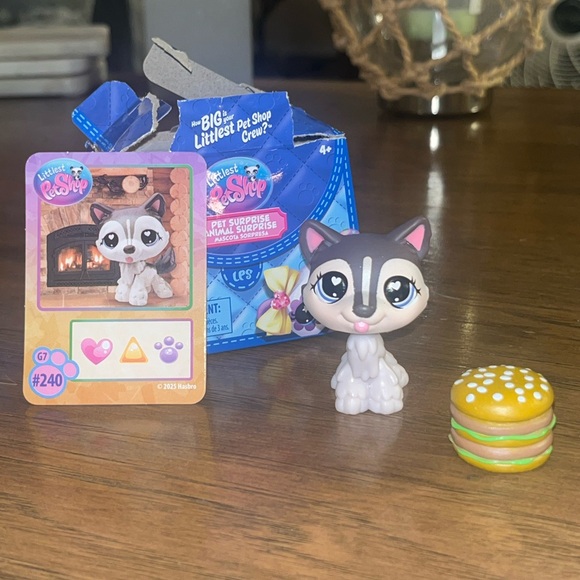 #240 Husky Dog 2025 Littlest Pet Shop G7 Series 4 - Picture 1 of 7